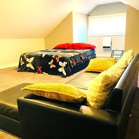 Fully Equipped Cozy 4/5 Br Apartment ชิคาโก ภายนอก รูปภาพ
