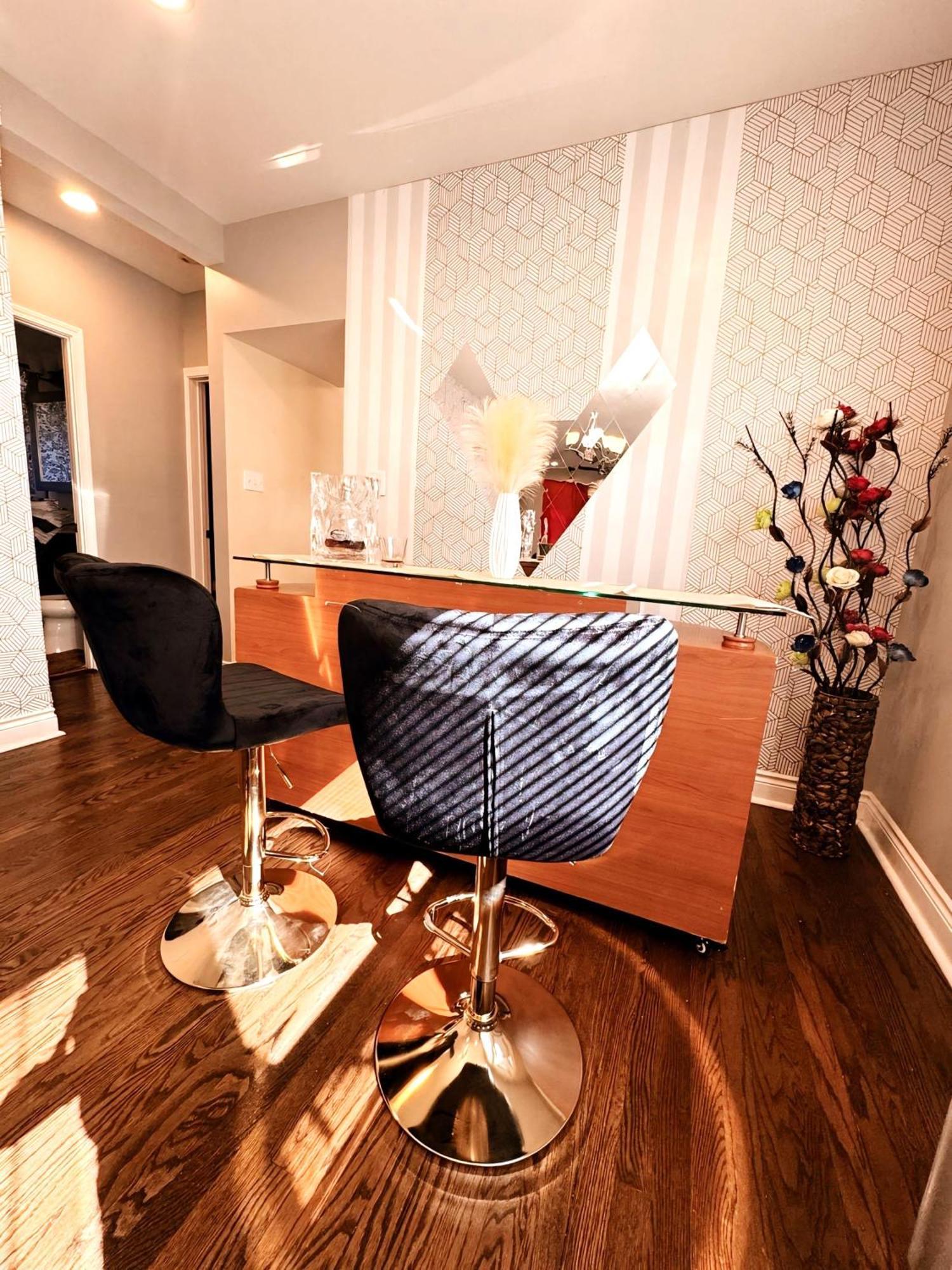 Fully Equipped Cozy 4/5 Br Apartment ชิคาโก ภายนอก รูปภาพ