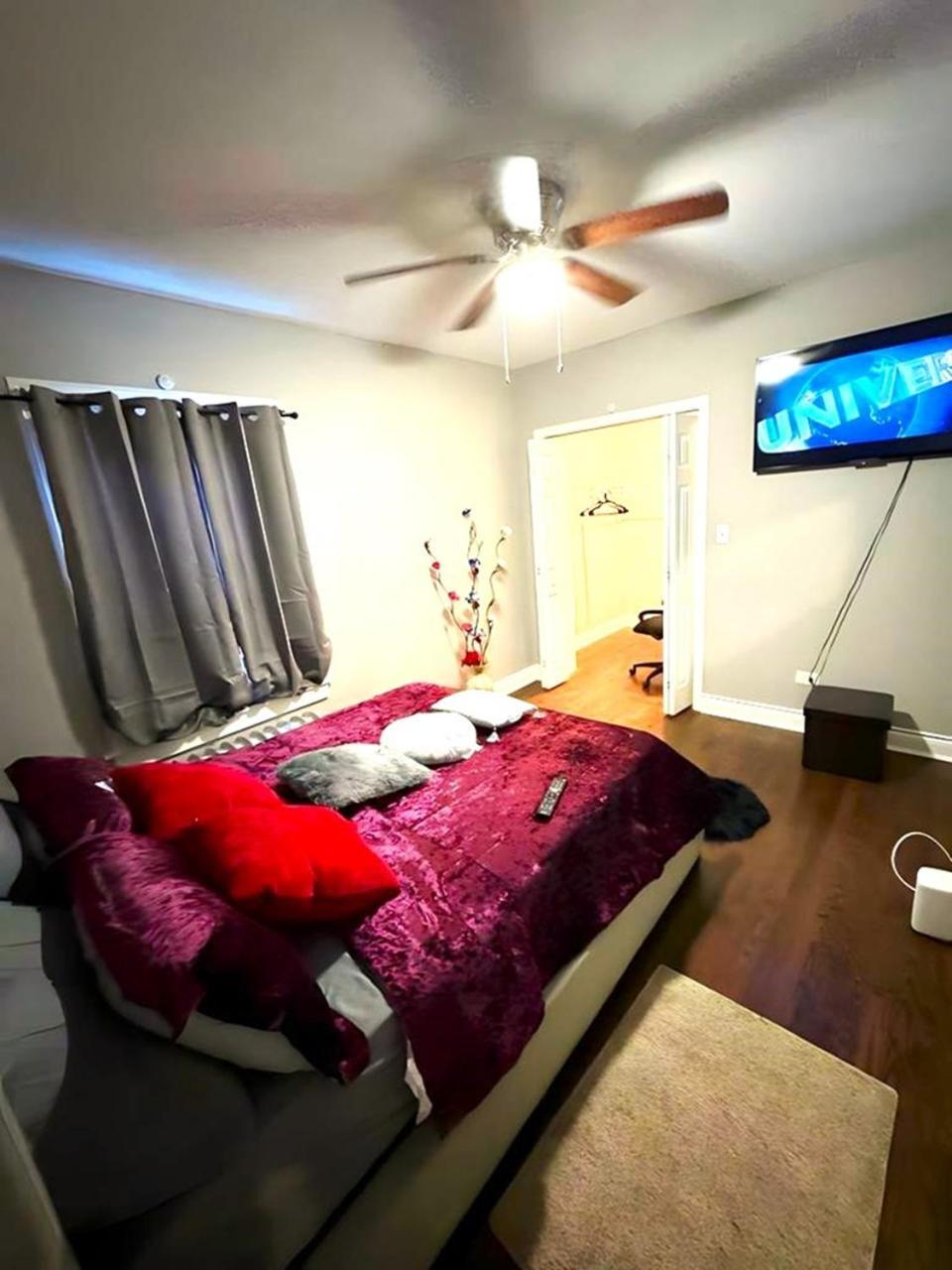 Fully Equipped Cozy 4/5 Br Apartment ชิคาโก ภายนอก รูปภาพ
