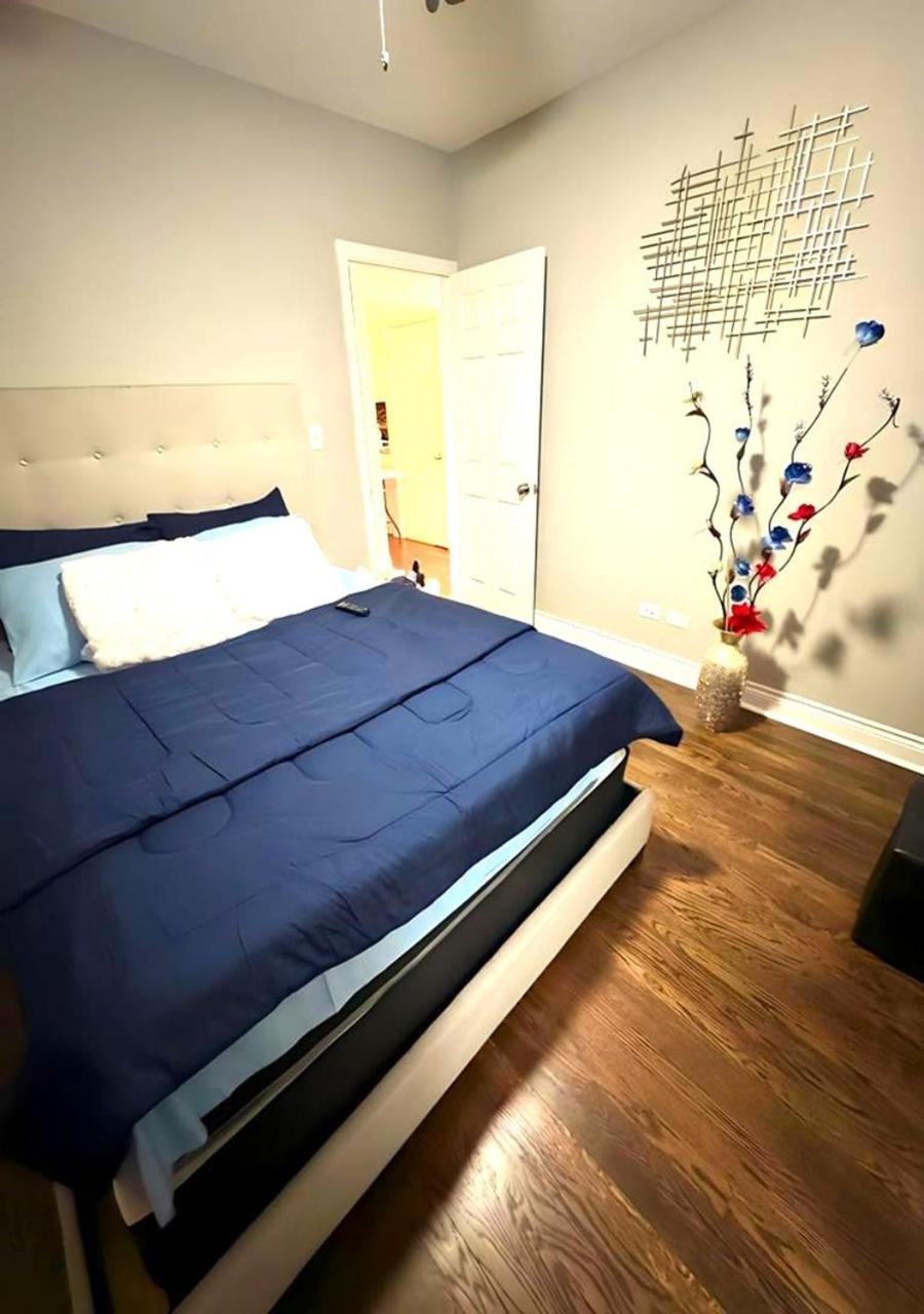 Fully Equipped Cozy 4/5 Br Apartment ชิคาโก ภายนอก รูปภาพ