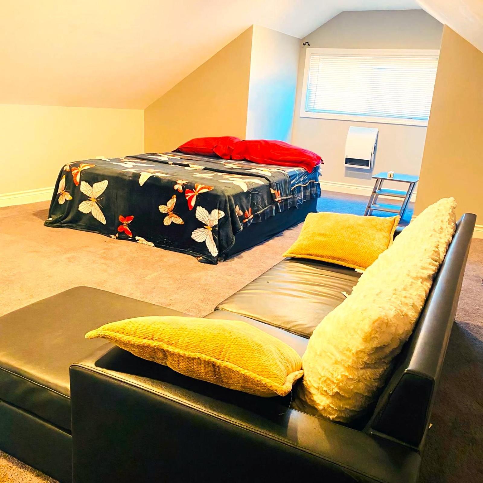 Fully Equipped Cozy 4/5 Br Apartment ชิคาโก ภายนอก รูปภาพ