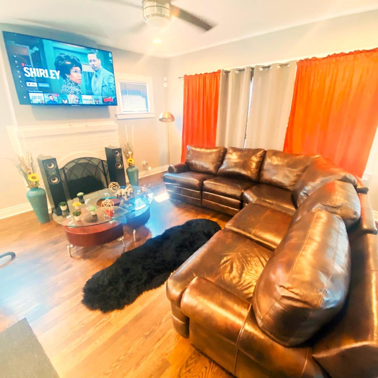 Fully Equipped Cozy 4/5 Br Apartment ชิคาโก ภายนอก รูปภาพ