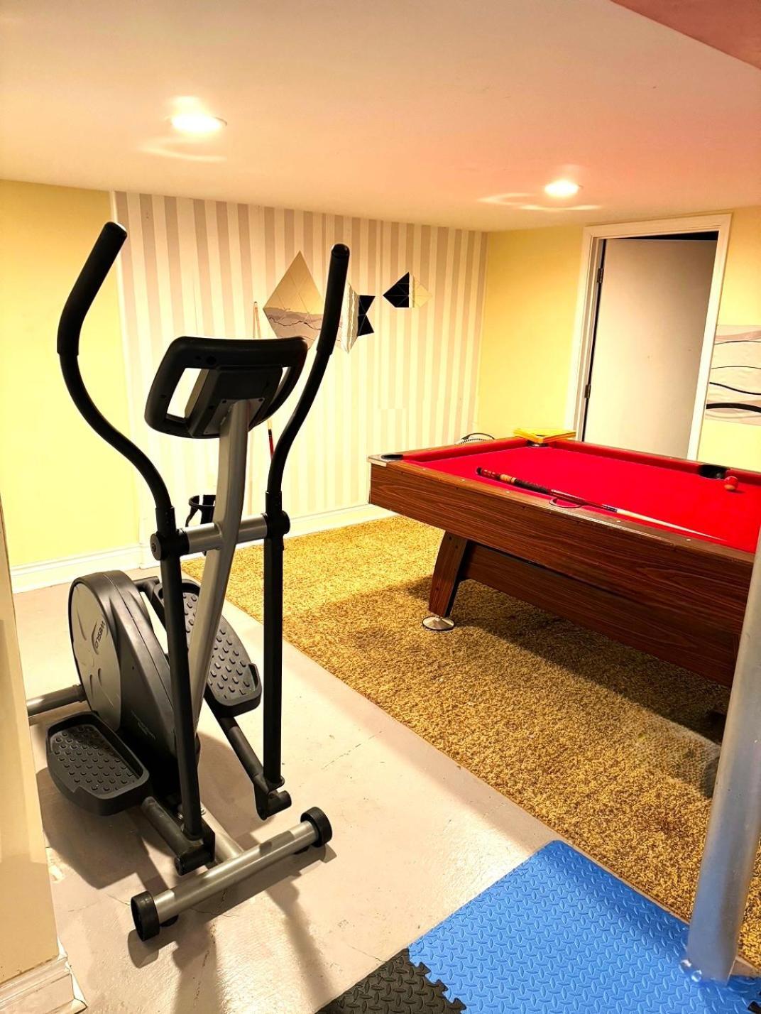 Fully Equipped Cozy 4/5 Br Apartment ชิคาโก ภายนอก รูปภาพ